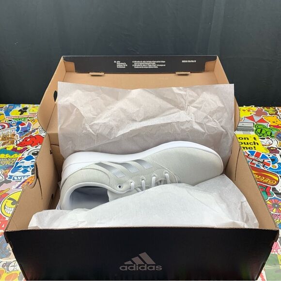 Adidas QT Racer 2.0 Silver Women’s Various Sizes - Picture 12 of 13